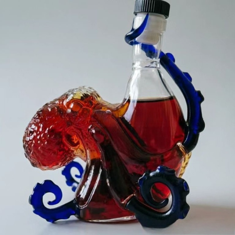 Decantador de Whisky, Monstro  - Vintage Collectible Glassware avaliação e preço