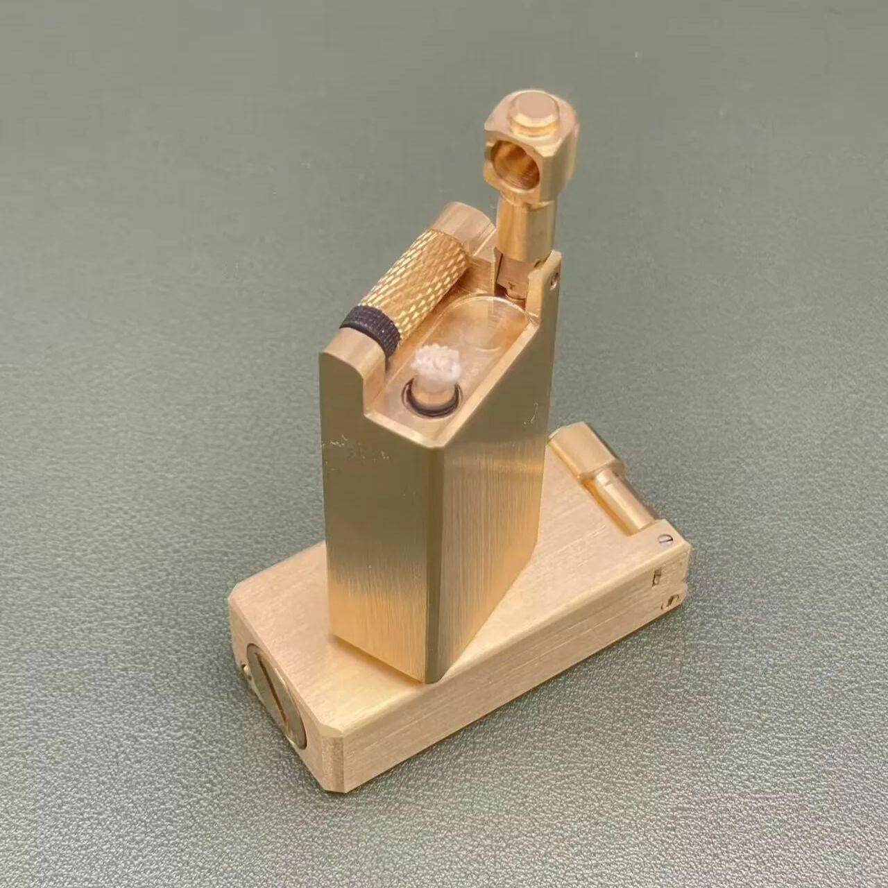 Isqueiro europeu vintage, isqu - Vintage Collectible Lighters avaliação e preço